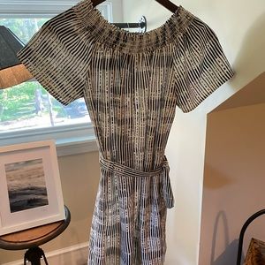 Black and white short sleeve tie dress